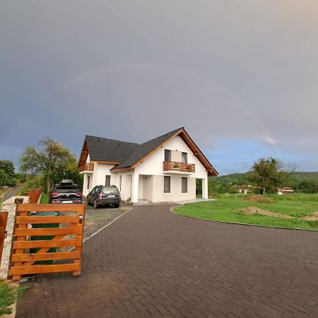 Eco Familia Hotel Pojoga ภายนอก รูปภาพ