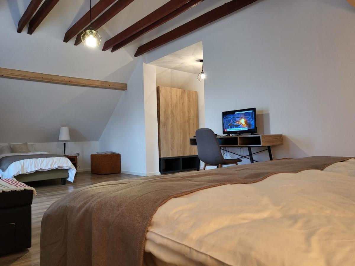 Eco Familia Hotel Pojoga ภายนอก รูปภาพ